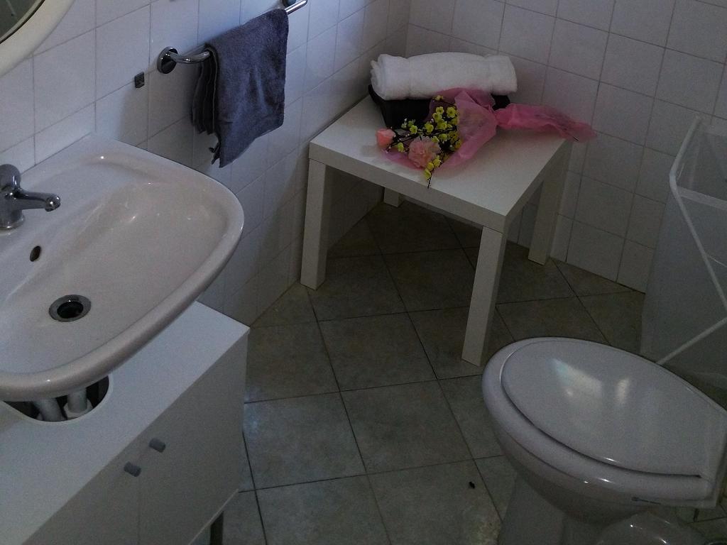 Il Nido Apartment Понтедера Екстериор снимка
