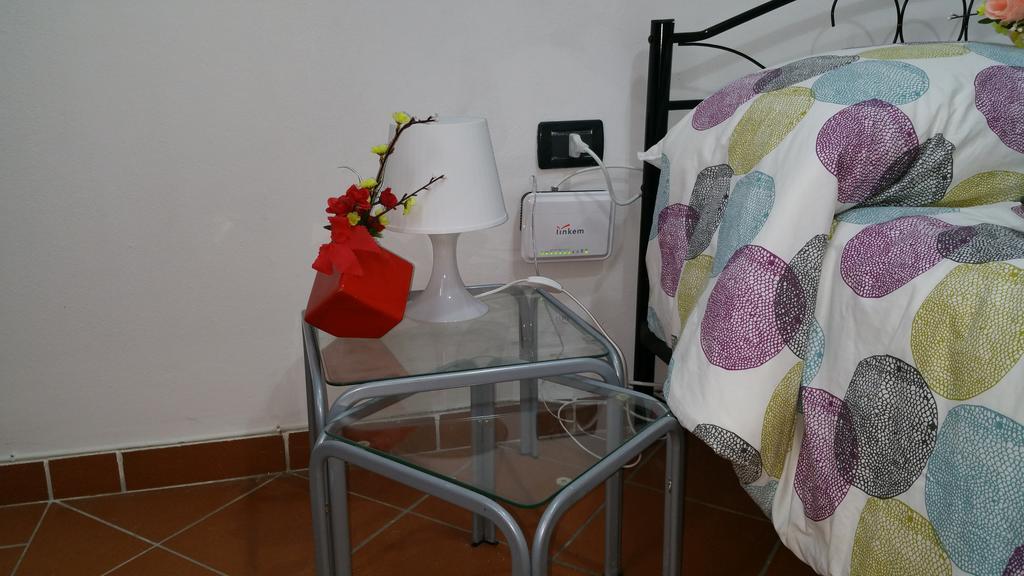 Il Nido Apartment Понтедера Екстериор снимка