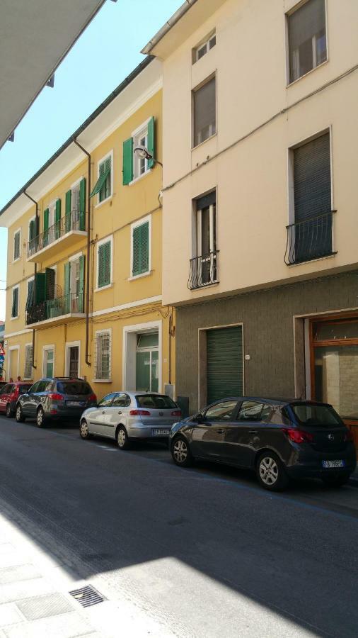 Il Nido Apartment Понтедера Екстериор снимка
